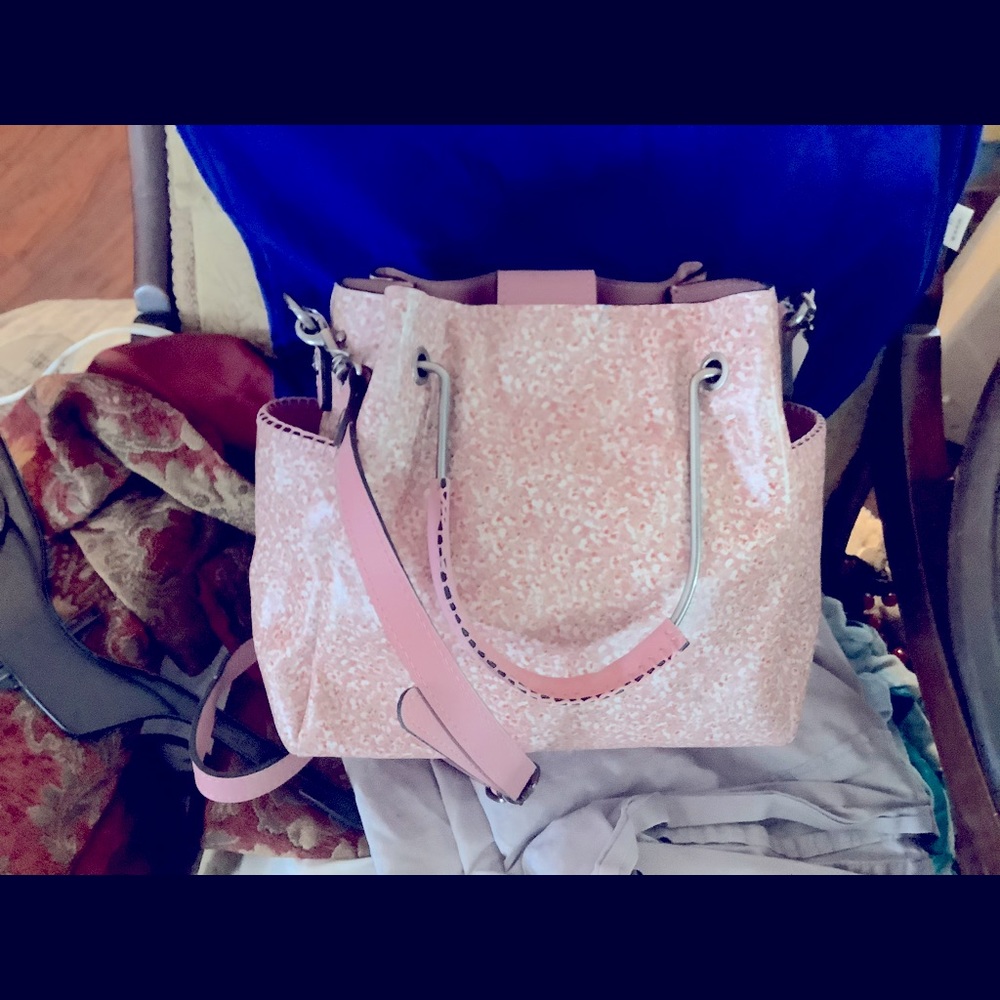 Patricia metal handle bag